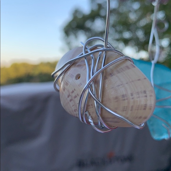 Beach sea glass seashells suncatcher wind chime #3 aqua amber pink blue clear - Picture 6 of 16